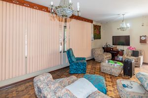 Image 3 - 877528