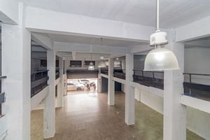 Image 32 - 877530
