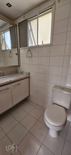 Image 9 - 877534