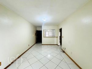 Image 19 - 877537