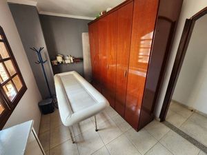 Image 3 - 877550