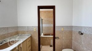 Image 11 - 877554