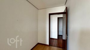 Image 9 - 877554