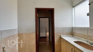 Image 13 - 877554