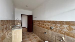 Image 43 - 877554