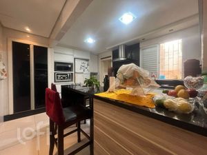 Image 9 - 877559