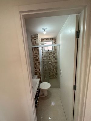 Image 13 - 877563
