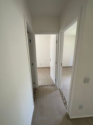 Image 3 - 877563