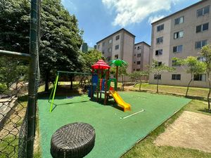 Image 7 - 877563