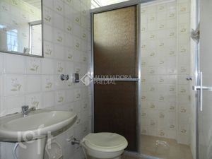 Image 8 - 877566