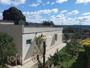 Image 5 - 877568