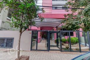 Image 48 - 877574