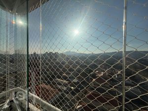 Image 24 - 877594