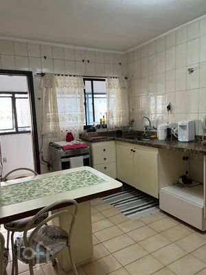 Image 1 - 877605