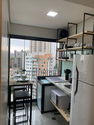 Image 5 - 877608