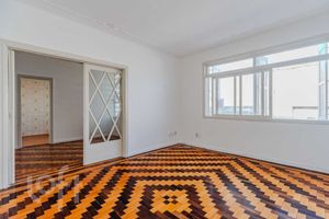 Image 16 - 877609