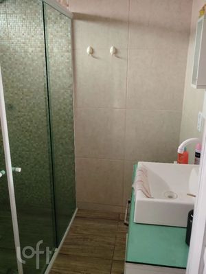 Image 9 - 877611