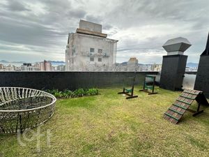 Image 28 - 877615