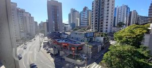 Image 10 - 877620