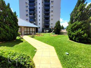 Image 10 - 877622