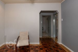 Image 25 - 877624