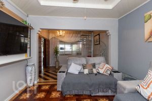 Image 15 - 877624
