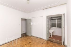 Image 8 - 877633