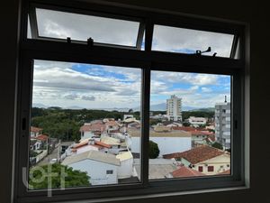 Image 18 - 877634
