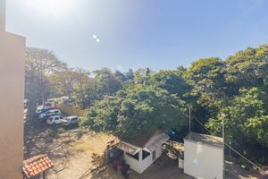 Image 9 - 877650