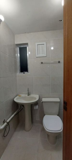 Image 11 - 877650