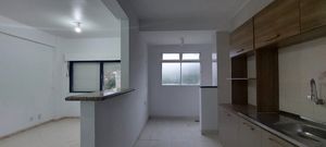 Image 13 - 877650
