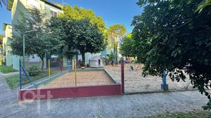 Image 25 - 877653