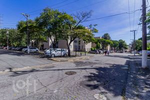 Image 37 - 877661