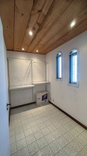 Image 39 - 877664