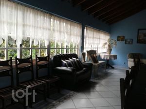 Image 6 - 877673