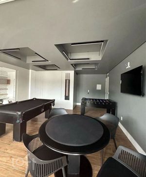 Image 4 - 877675