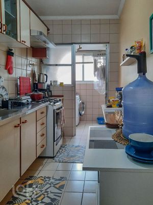 Image 14 - 877677