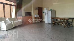 Image 17 - 877680