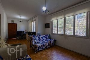 Image 4 - 877681