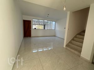 Image 4 - 877687