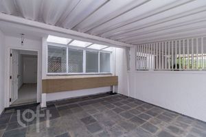 Image 3 - 877687