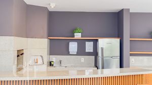 Image 27 - 877690