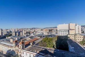 Image 12 - 877693