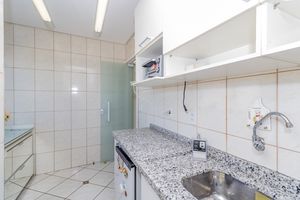 Image 25 - 877693