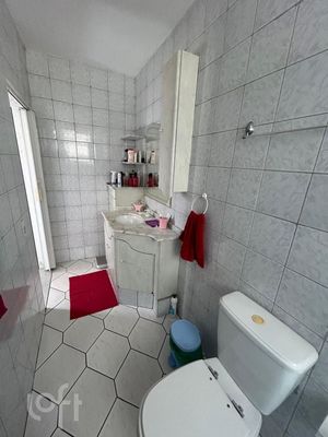 Image 13 - 877694