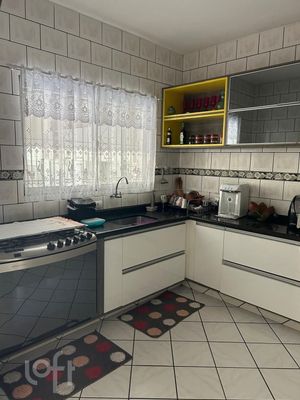 Image 3 - 877694