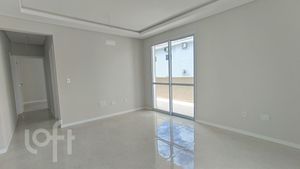 Image 3 - 877695