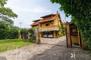 Image 15 - 877696