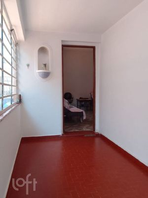 Image 4 - 877698