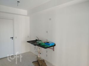 Image 4 - 877709